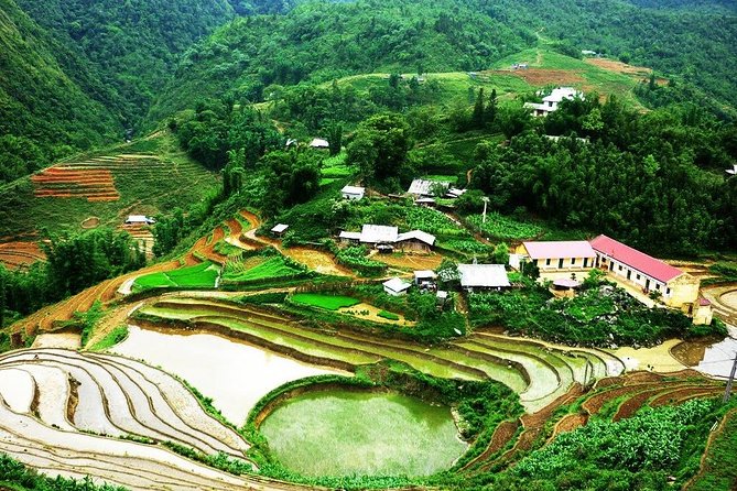 Sapa Tours 2D1N stay At 4 stars hotel nice Sleeping Bus TRANSFER - The Guide And The Small Group