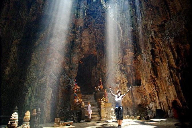 Scenic Transfer: Hoi An/Da Nang to Hue + 5 Attractions - What your private car and driver add