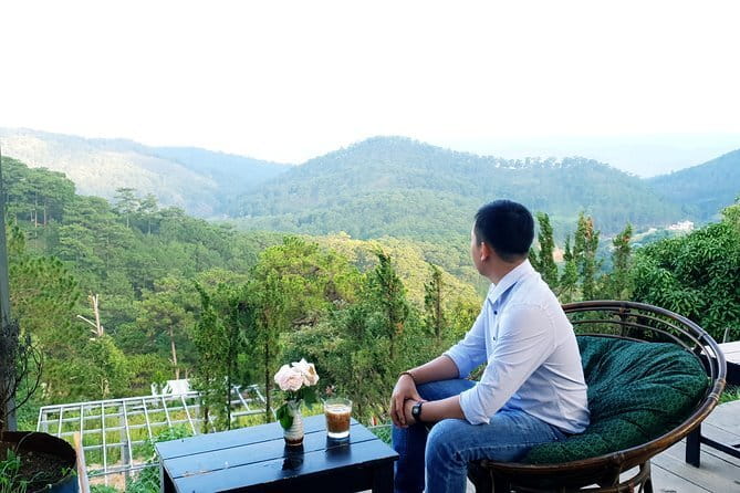 Scented Candle Workshop in Twin Beans Farm Da Lat - What the instruction is like