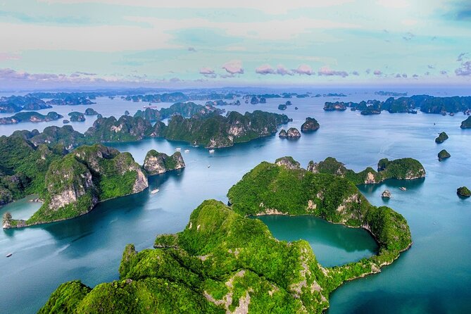 Shore Excursion: Amazing Day Cruise at Ha Long Bay - Luon Cave by kayak or bamboo boat