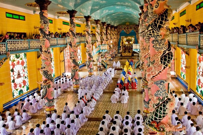 Small-Group 1-day: Cao Dai Temple & Ba Den Mountain - Cao Dai Temple: a vivid introduction to a Vietnamese faith