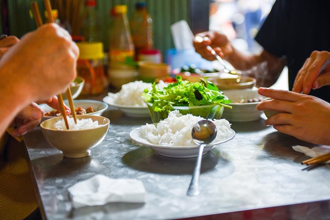 Small-Group Street Food Cyclo Tour of Hanoi Old Quarter - What the 3.5-hour Hanoi outing actually includes