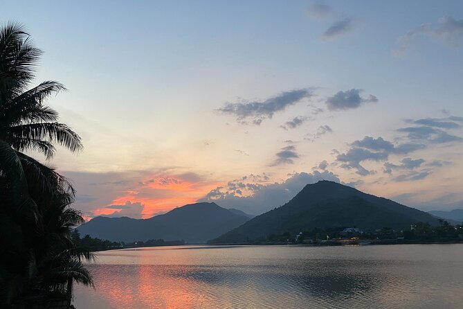 Stand Up Paddle Boarding and Sunset Watching on Cai River - Who will enjoy this river outing