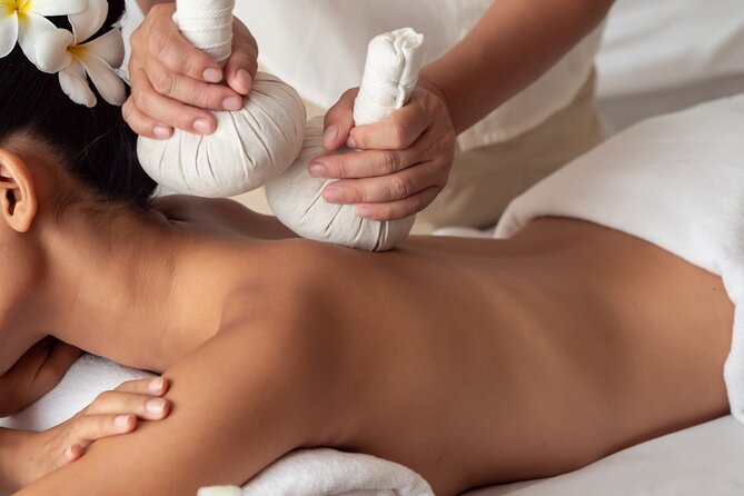 Stunning Aroma Therapy 60 min - Finding NaChi Spa near the Old Town