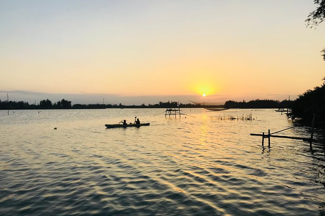 Sunset Paddle and Lantern Town - From your hotel to Cam Thanh’s coconut-palm waterways