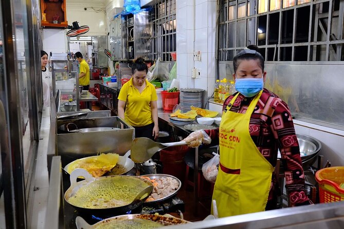 Super Niche Walking Street Food Tour in Ho Chi Minh City - Timing, pickup, and group size