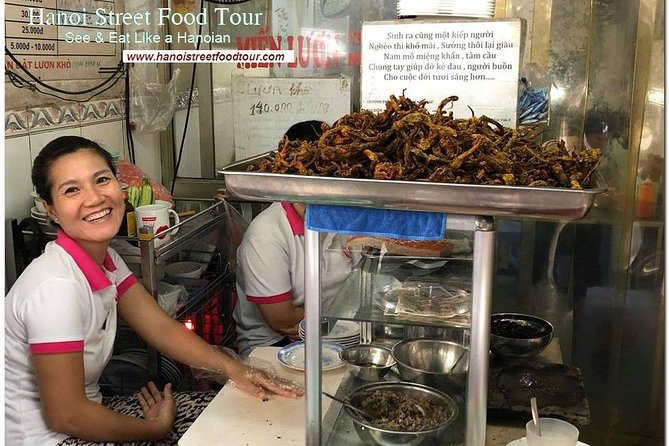 Tasting 8 Different Hanoi Street Foods at Noon Time - Is $25.65 a fair price?