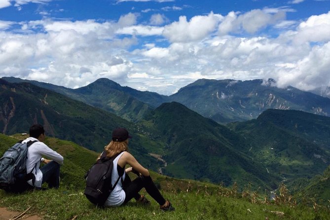 The best view and most authentic tour in Sapa (Non Touristy) - Giang Cha and the Hmong weaving tradition