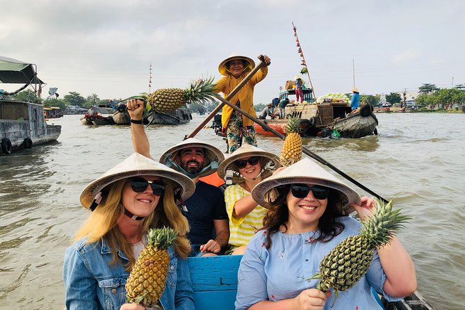 The hidden Fabulous Floating Market and Small Canal - Why the 5:30 am start matters