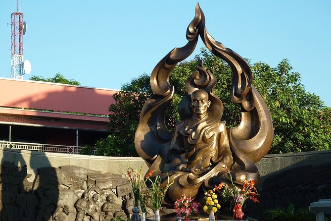 The Hidden Gems & Insightful Stories of Saigon Walking Tour - Independence Palace and the political heart of the route
