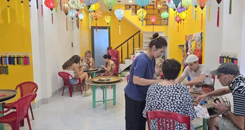 The Lantern Lady: Traditional Lantern Class in Old Town - What the instructors add to the experience