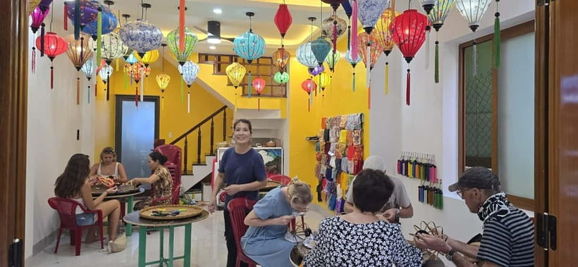 The Lantern Lady: Traditional Lantern Class in Old Town - A good rainy-day plan in Hoi An