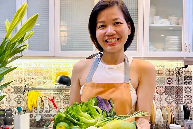Top-rated Home Cooking Class with a River View AC Kitchen - Meeting Lua at Copac Square