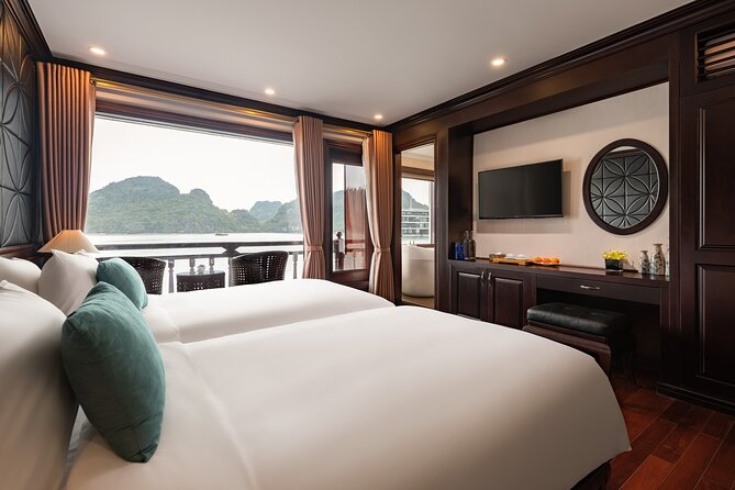 TOP TIER: 3 DAYS/2 NIGHTS tours- LIKE ABOSS on beautiful cruises - From Hanoi’s Old Quarter to the cruise dock