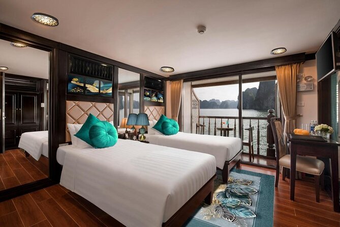 TOP TIER: 3 DAYS/2 NIGHTS tours- LIKE ABOSS on beautiful cruises - Crowds are part of the Ha Long Bay trade-off