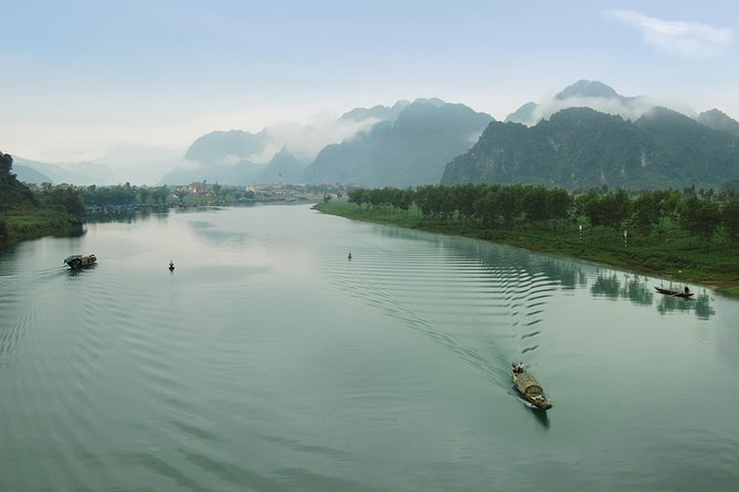 Tour to the caves ONE DAY tour to Phong Nha and Paradise caves - Key points at a glance