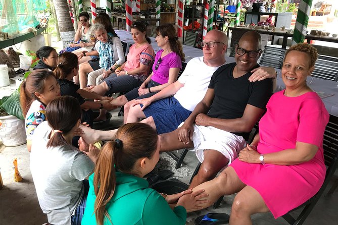 Traditional Cooking Class with Basket Boat Ride and market Tour - The Bay Mau basket boat ride