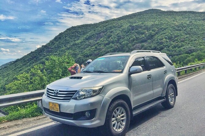 Transfer from Hoi An to Hue via Hai Van pass - Crossing the 21-kilometer Hai Van Pass