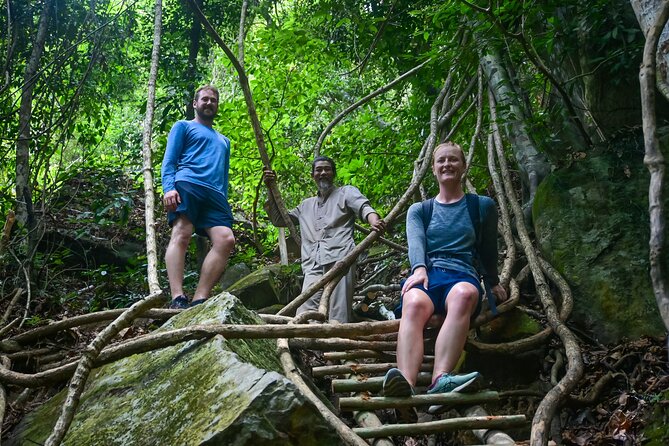Trekking Tien Son Dinh Phu Quoc - Bánh xèo lunch with a local touch