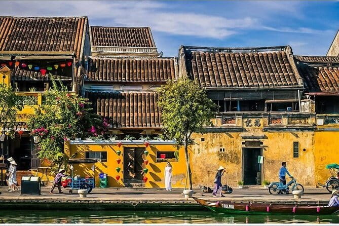 Vietnam in 15 Days | Explore Beaches, Cities, Culture, Adventure - An Overnight Cruise Through Ha Long and Lan Ha Bay