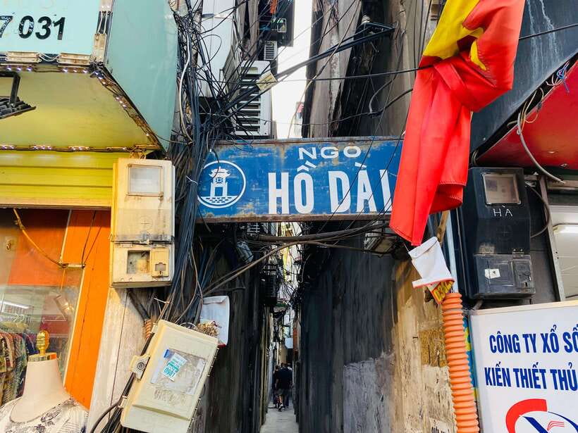 Vietnam War: Uncovering Hanoi's Untold Stories - The guide makes or breaks the three hours
