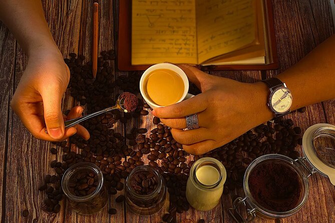 Vietnamese Culture and Coffee Making Class - A family-run class with a relaxed tone