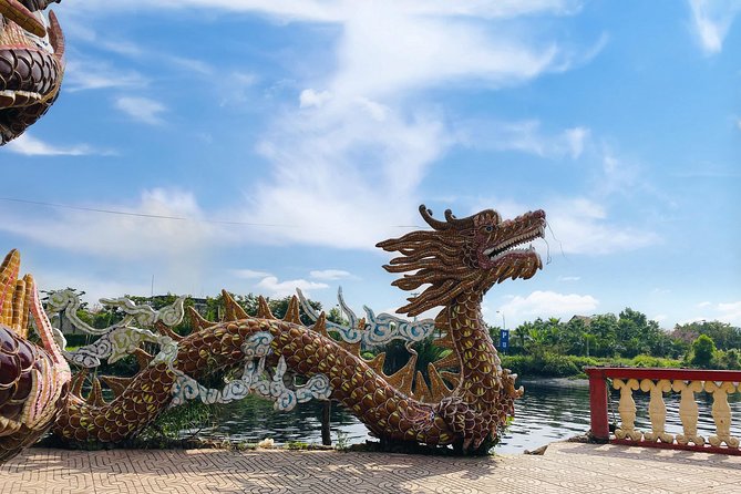 VIP Tour in Dragon Floating Temple sightseeing by SpeedBoat - Phu Chau Floating Temple, also called Snake Island