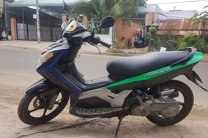Yamaha Nouvo 5 for 3 days renting - The brake and light warning